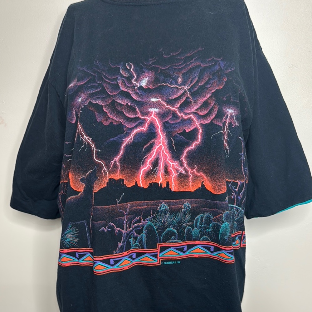 Vintage wolf lightening bold graphics tshirt 1992 front back size L